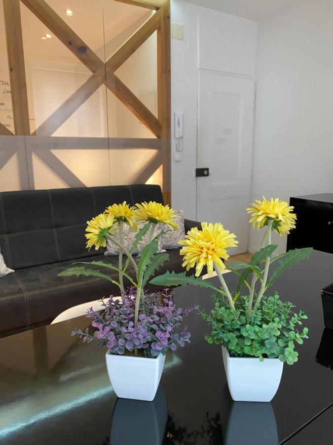 Apartment Beco Das Farinhas Lisbon Bagian luar foto