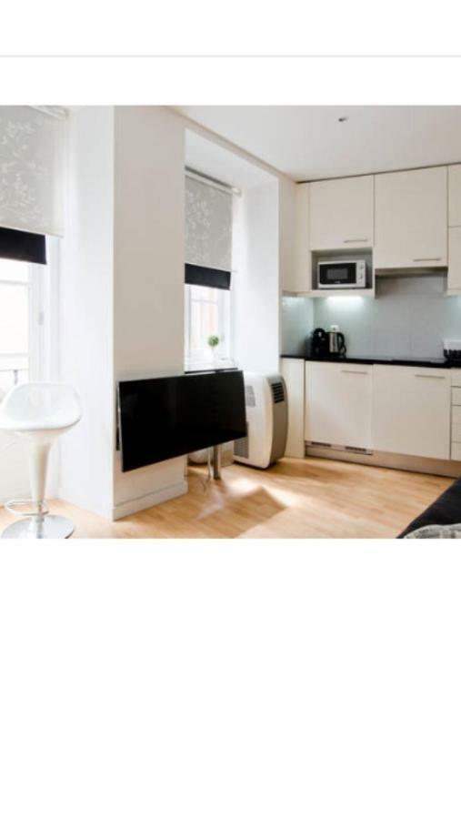 Apartment Beco Das Farinhas Lisbon Bagian luar foto
