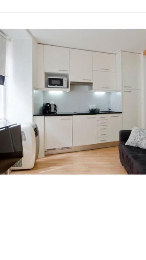 Apartment Beco Das Farinhas Lisbon Bagian luar foto
